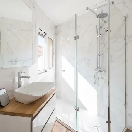 Alfama Lounge Three-bedroom W/ River View And Parking - By Lu Holidays 公寓